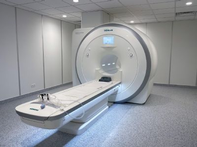 Zvolenská nemocnica má pre svojich pacientov  novú  magnetickú rezonanciu. Vyšetrenie hradia všetky zdravotné poisťovne