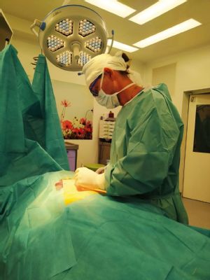 Zvolenská nemocnica už operuje v nových priestoroch operačného traktu